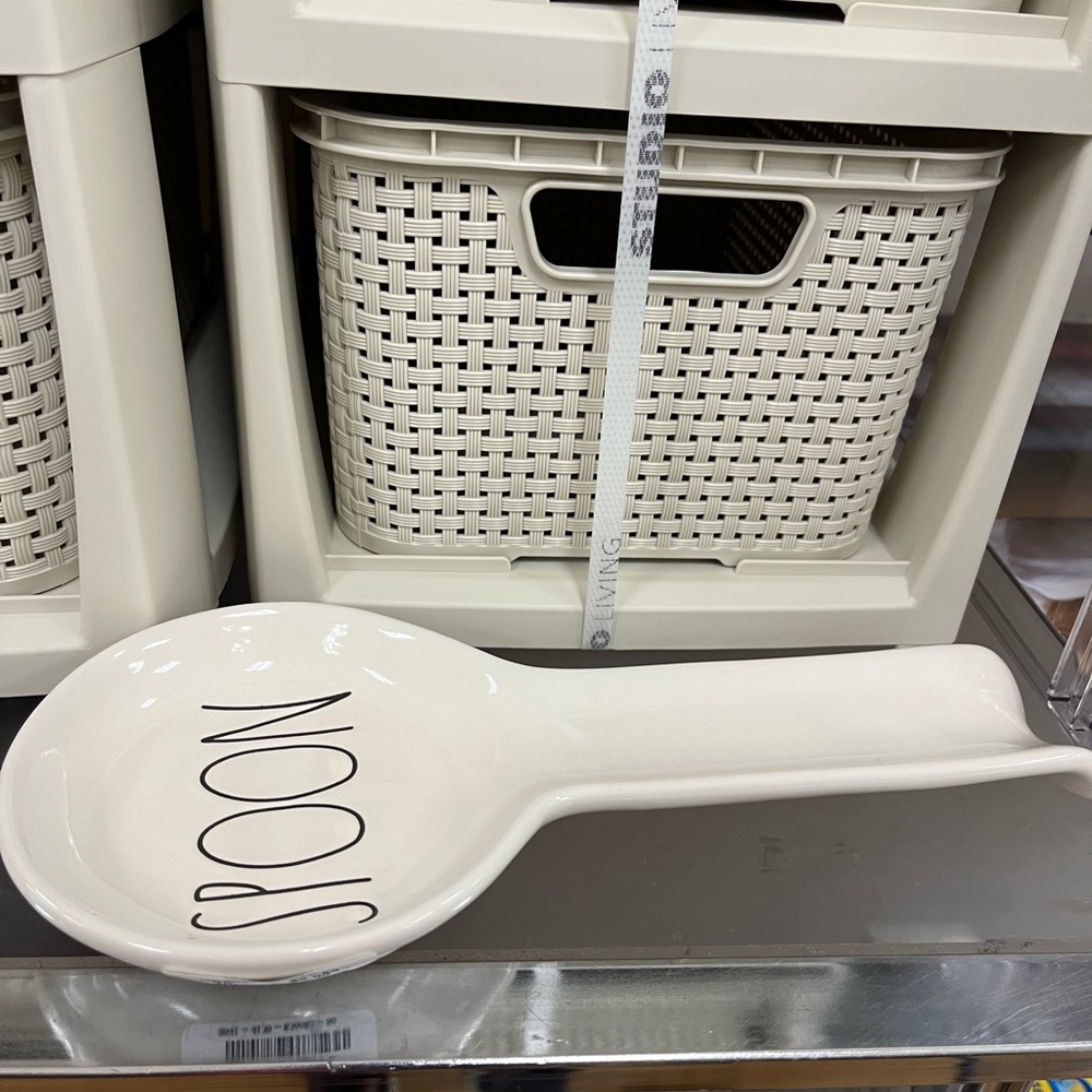 Rae Dunn spoon rest. New unused!